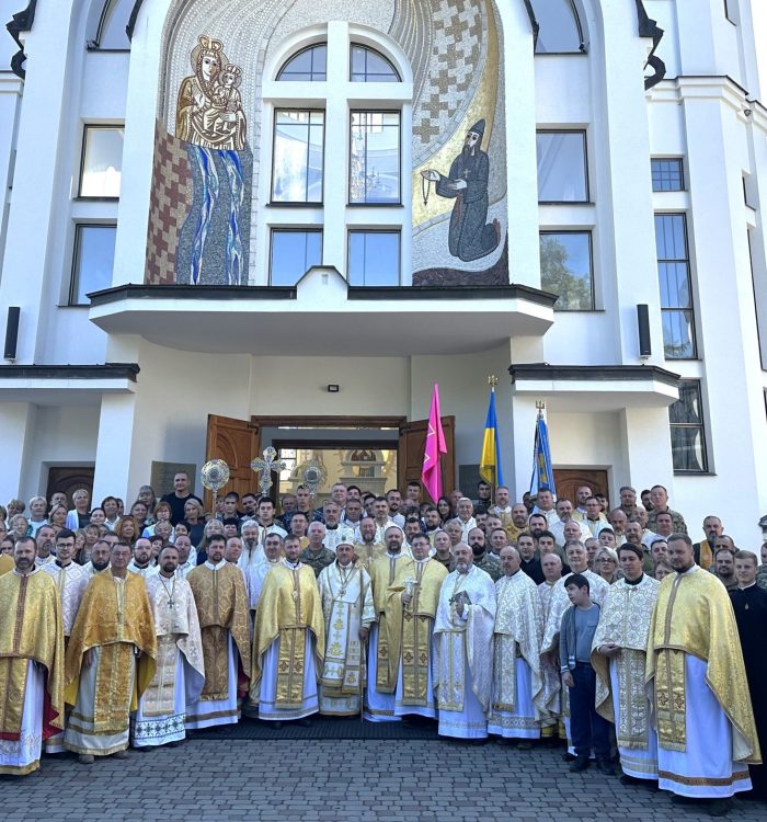 «Надія не засоромить»: у Зарваниці відбулося XVІІ Всеукраїнське військове паломництво