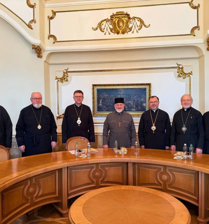 Синоду єпископів Львівської Митрополії УГКЦ доповіли про потреби та виклики капеланського служіння у ЗСУ