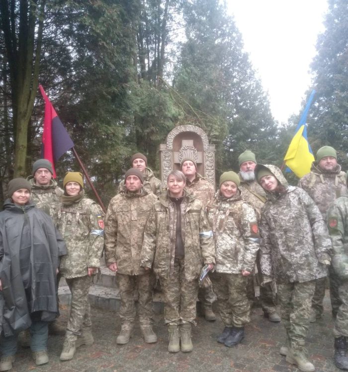 Група військовослужбовців спільно зі своїм капеланом відвідала Страдч