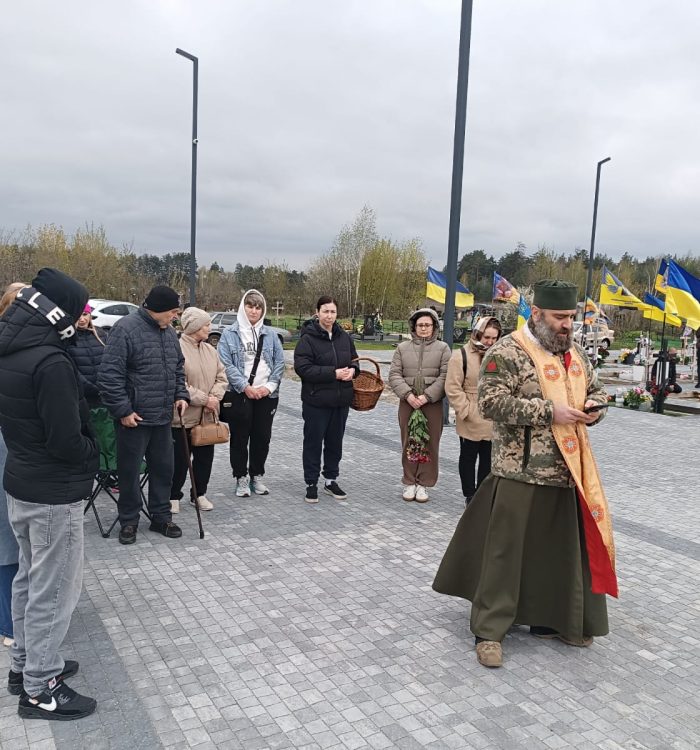 У поминальну неділю в Полтаві відбулися пам’ятні заходи за участі родин полеглих Захисників України
