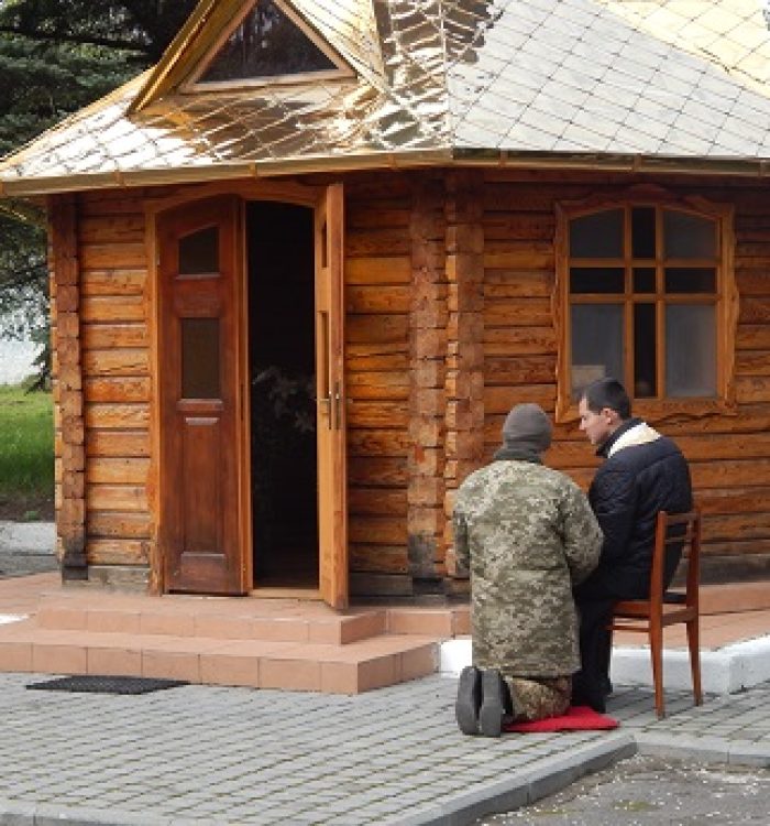 “Солдати все частіше шукають спасіння і розради в Бозі через Святі Тайни”, – військовий капелан о. Юрій Галабуда
