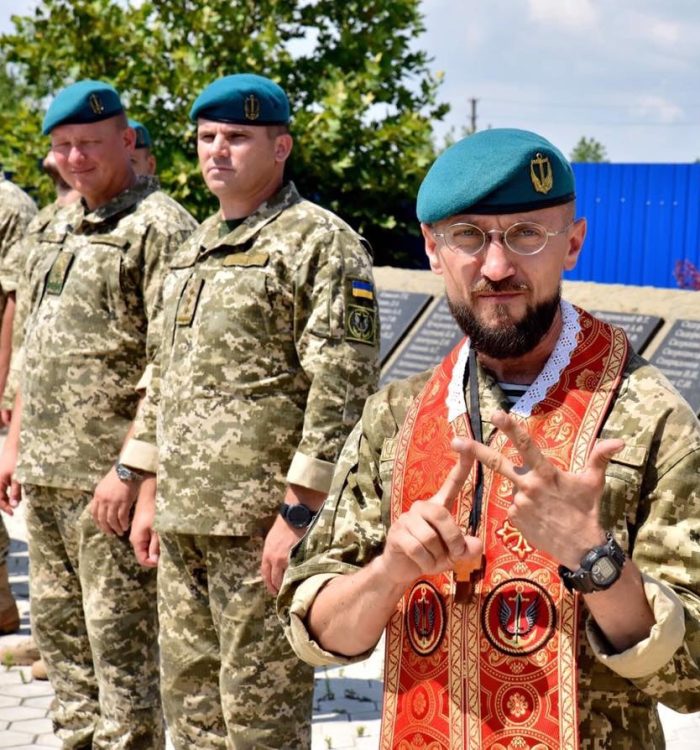 Священник-військовослужбовець: потреба й обгрунтування