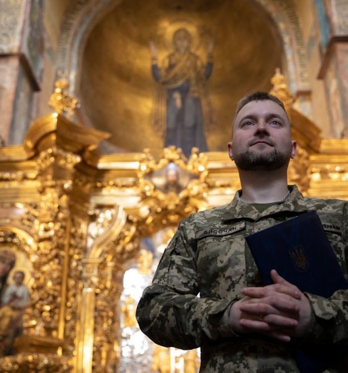 «Покров Пресвятої Богородиці та День захисників України — свято духовного та тілесного захисту». Інтерв’ю з військовим капеланом