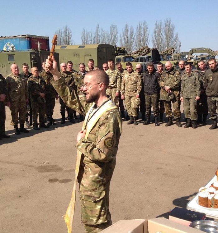 Пасха Господня у зоні АТО. Отець-капелан Андрій Зелінський, ТІ