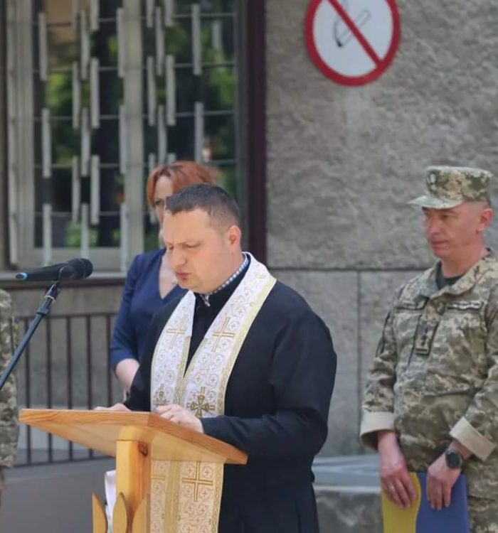 З нагоди Дня медичного працівника капелан поблагословив працівників Військово-медичного клінічного центру Західного регіону