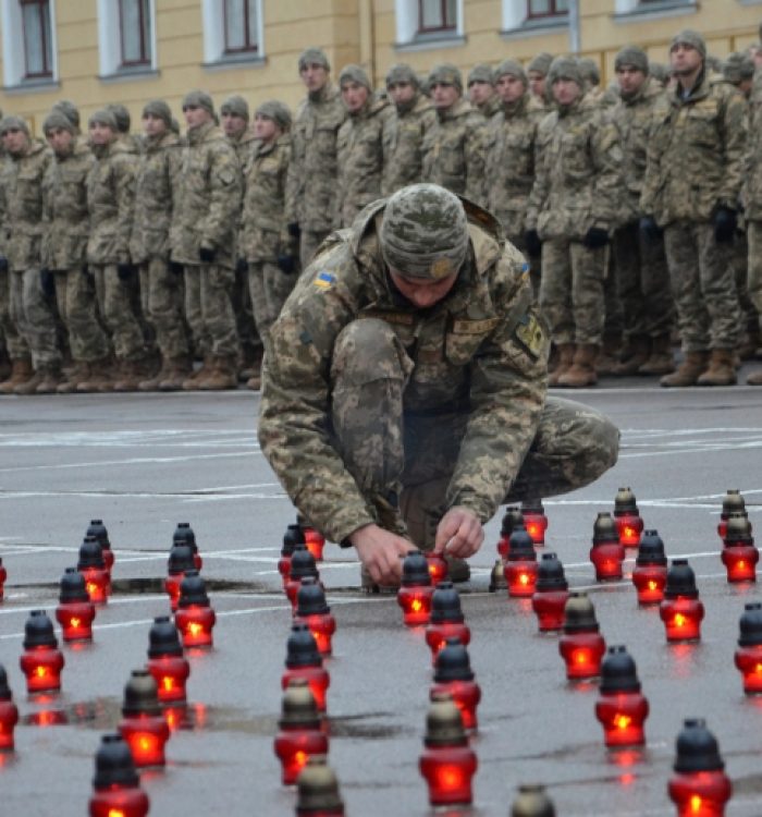 У Національній академії сухопутних військ вшанували жертв голодоморів