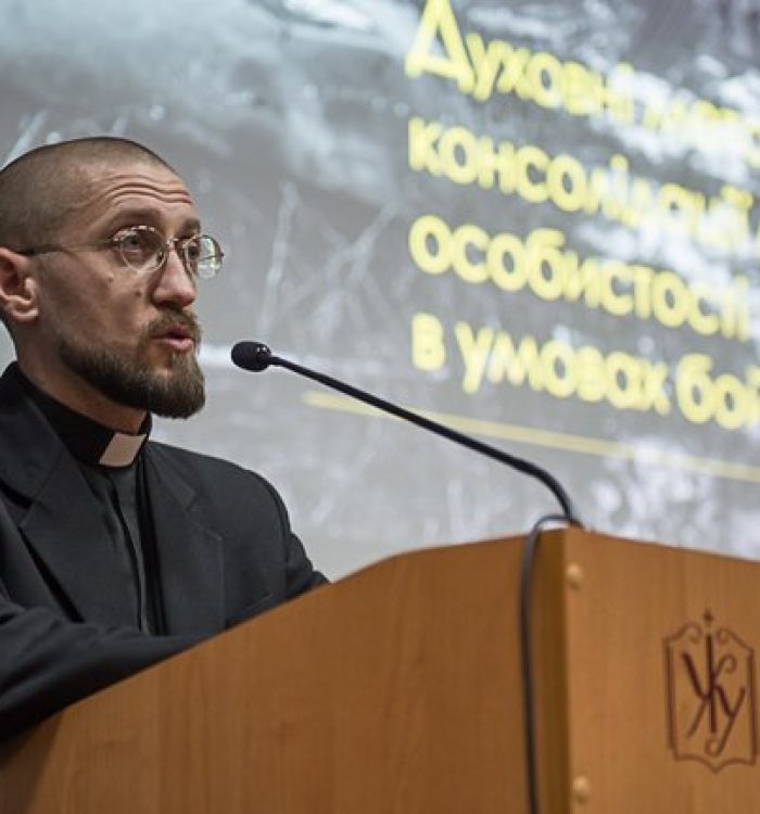 “Церква не може стати заручницею політичних програм і корпоративних інтересів”, — о. Андрій Зелінський про політику і вибори