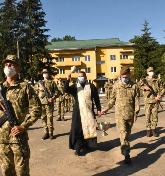Першокурсники Національної академії сухопутніх військ склали військову присягу