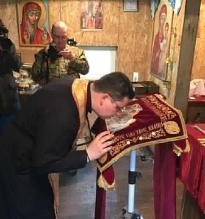 У Гарнізонному храмі АТО виставили Плащаницю (відео)