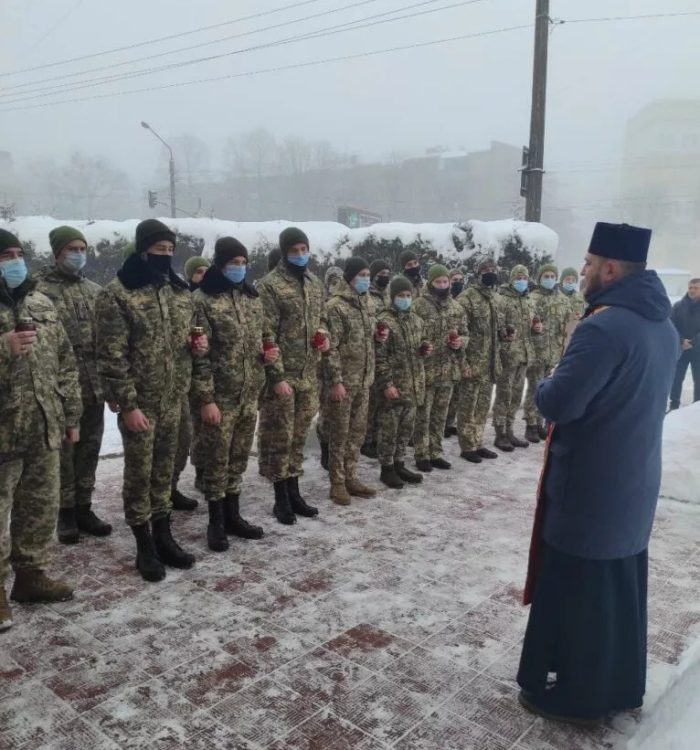 У Львівському ліцеї імені Героїв Крут молитовно вшанували пам’ять Героїв Небесної Сотні