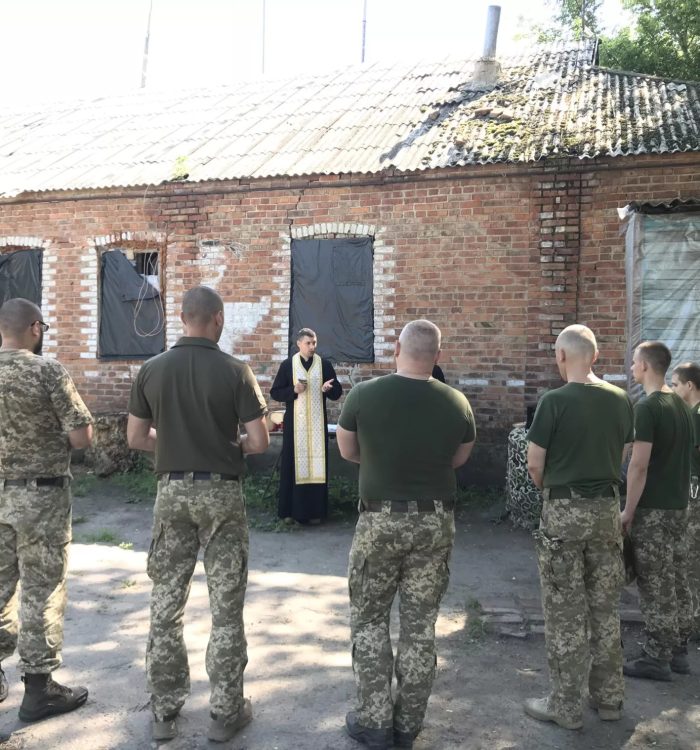 Військові капелани відвідали військовослужбовців в зоні Операцій об‘єднаних сил