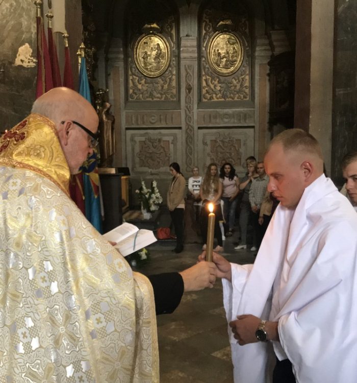 Курсант із Миколаєва прийняв тайну хрещення в Гарнізонному храмі