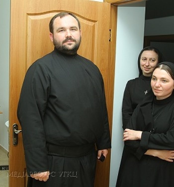 Як монах допомагає жінкам, котрі відсиділи у в’язниці