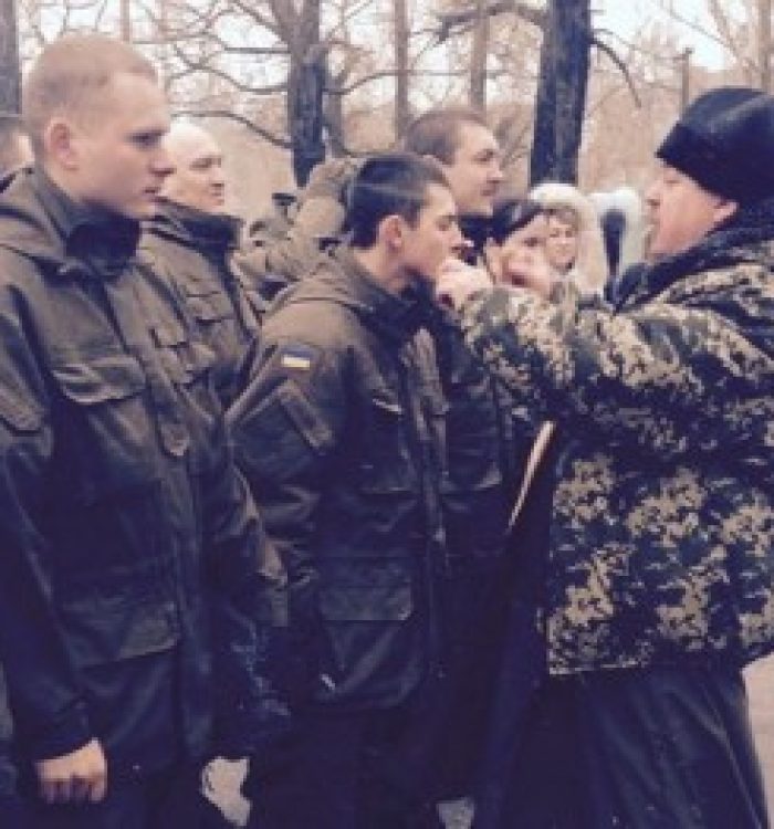 “Добиратися доводилося бездоріжжям” – як військові капелани їхали до бійців батальйону “Тернопіль”