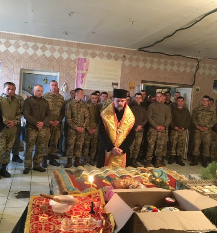 Єпископ звершив духовну місію для військових та вірних на Сході України