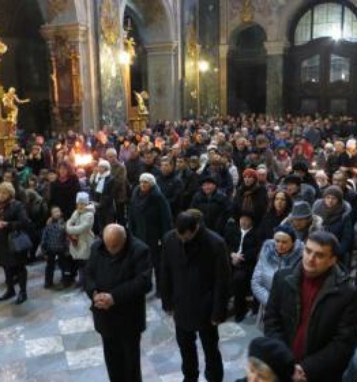 Спільною молитвою капелани та прихожани гарнізонного храму подякували Богові за прожитий рік