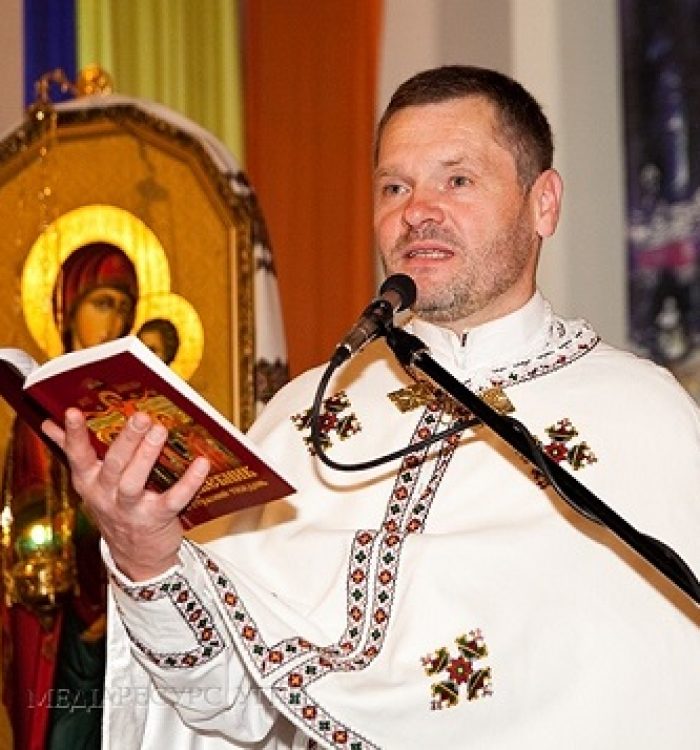 «Захищати ближнього є чеснотою», – отець Орест Фредина в програмі «ВІДКРИТА ЦЕРКВА. ДІАЛОГИ»: