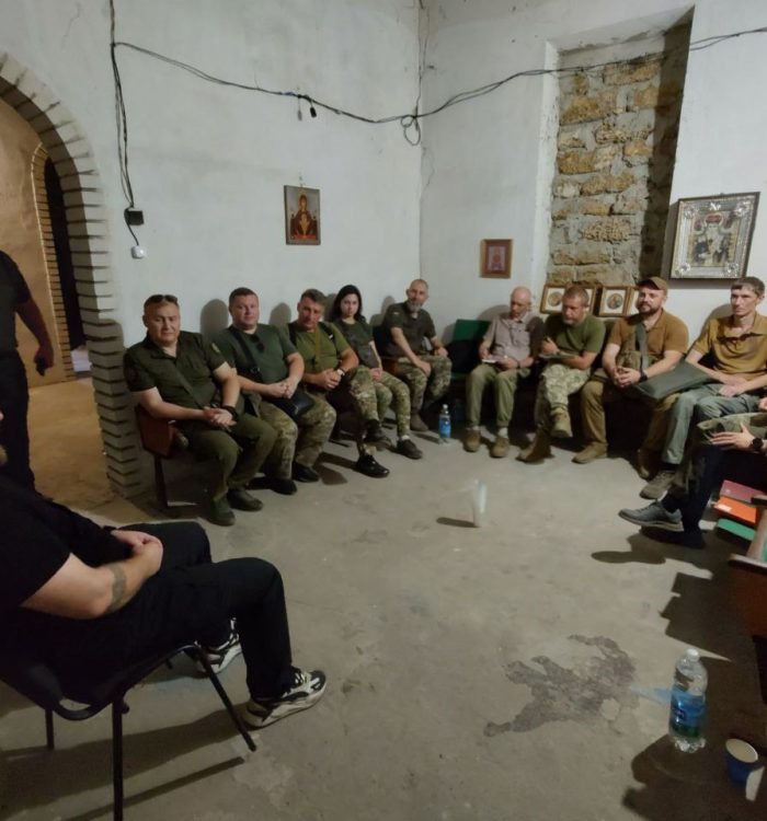У Запоріжжі провели тренінг для військових капеланів та психологів з бригади ТрО