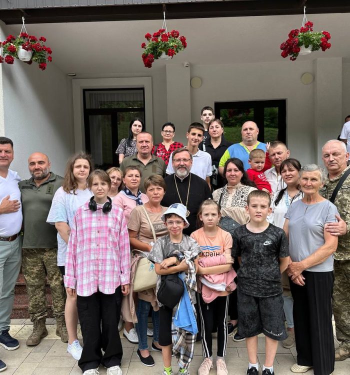 Родини загиблих і безвісти зниклих Захисників з Полтави здійснили прощу до Зарваниці