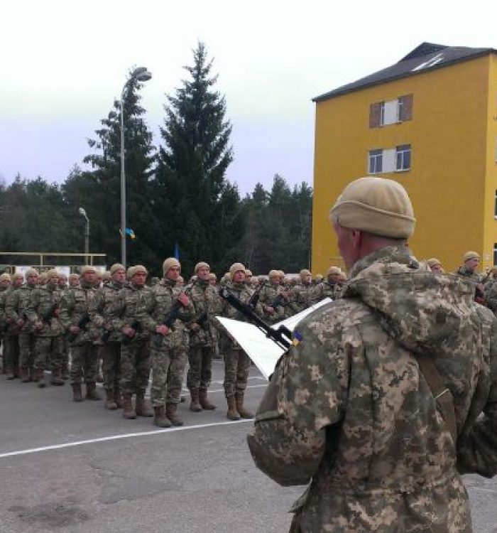 Солдати контрактної служби присягнули на вірність народу України
