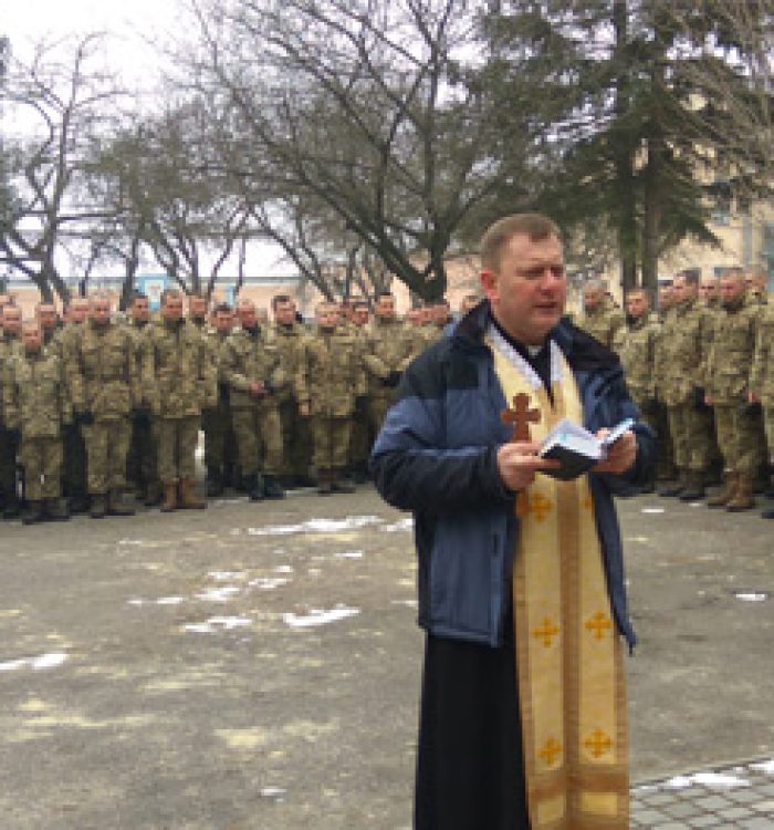 Військові ремонтники молитовно вшанували пам’ять полеглих героїв