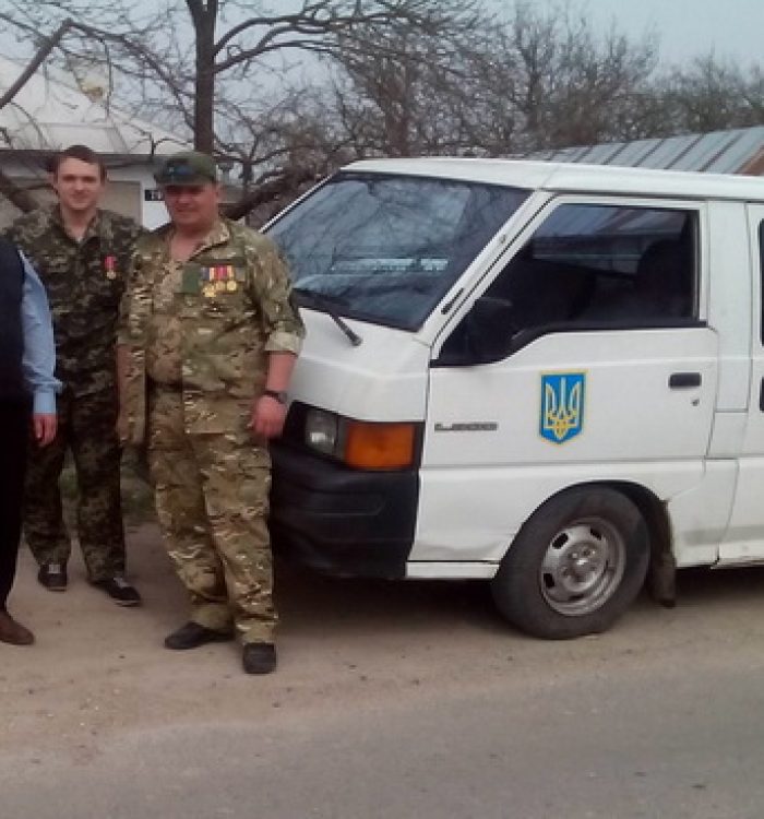 Священики та вірні УГКЦ пожертвували на потреби армії вантажного автобуса