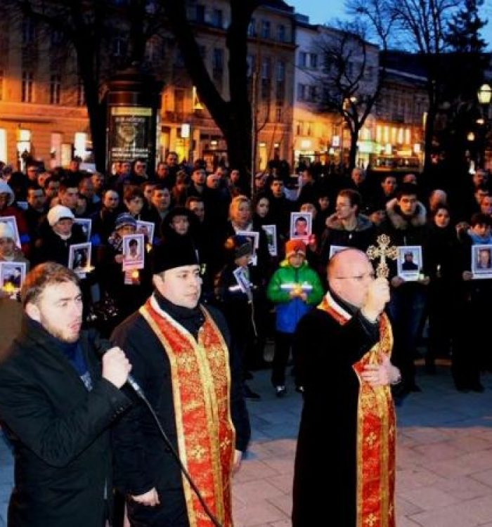 Капелани вшанували пам’ять Героїв Небесної Сотні молитвою і тихою ходою