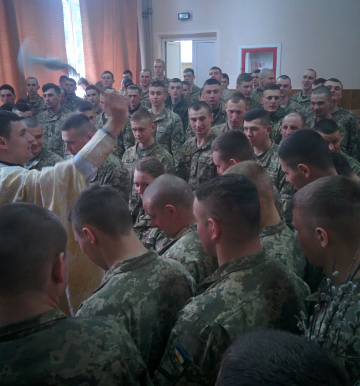 На Яворівському полігоні посвятили вербу