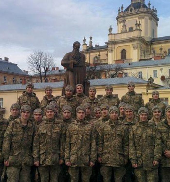 Майбутні офіцери ЗСУ у стіп праведного Митрополита Андрея