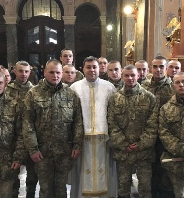 До Гарнізонного храму завітали військовослужбовці строкової служби