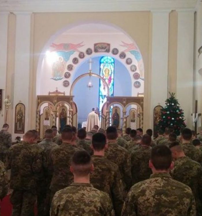 Офіцери та курсанти НАСВ подякували Богові за прожитий рік