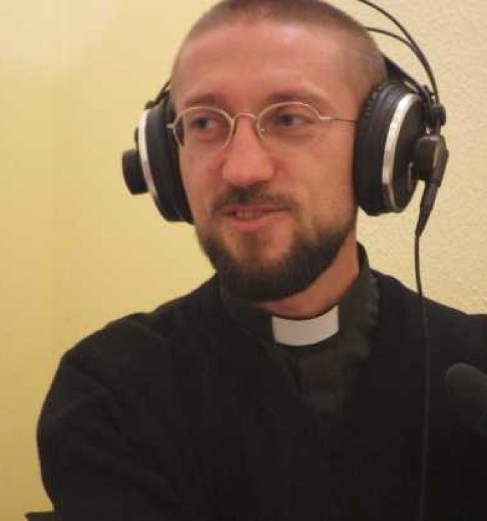 Сповідь під мінометними обстрілами: військовий капелан про війну і релігію